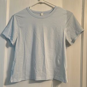 Lululemon crop tee NWOT